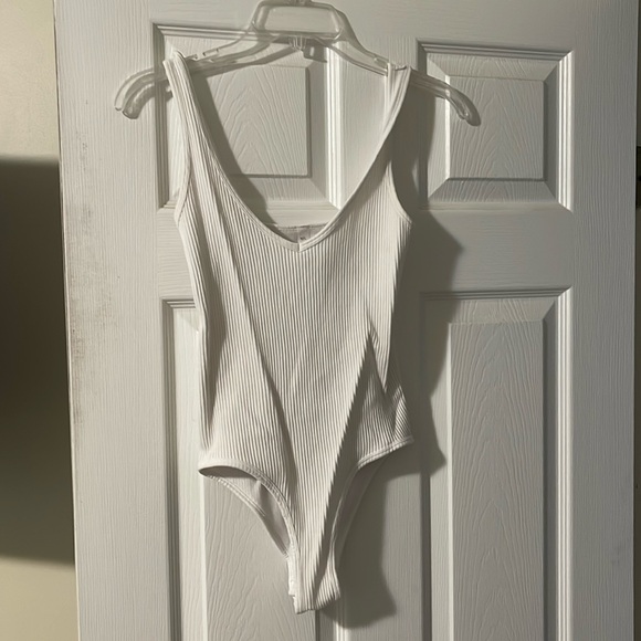 White Body suit - Picture 1 of 2